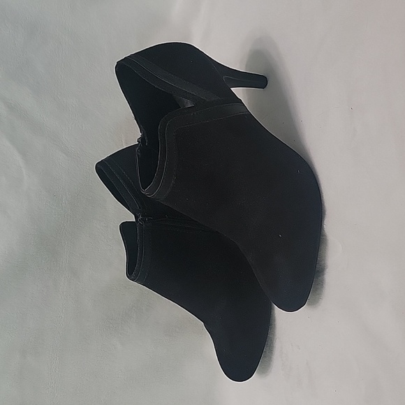 Dexflex Black Booties Size 11 W - Picture 2 of 9